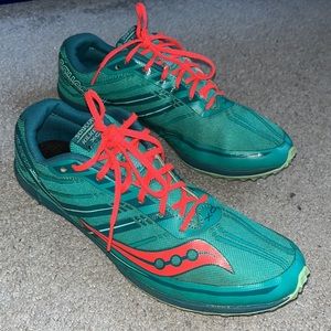 Saucony Kilkenny XC7 cross country spikes